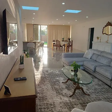 Nyaraló Cozy Space *